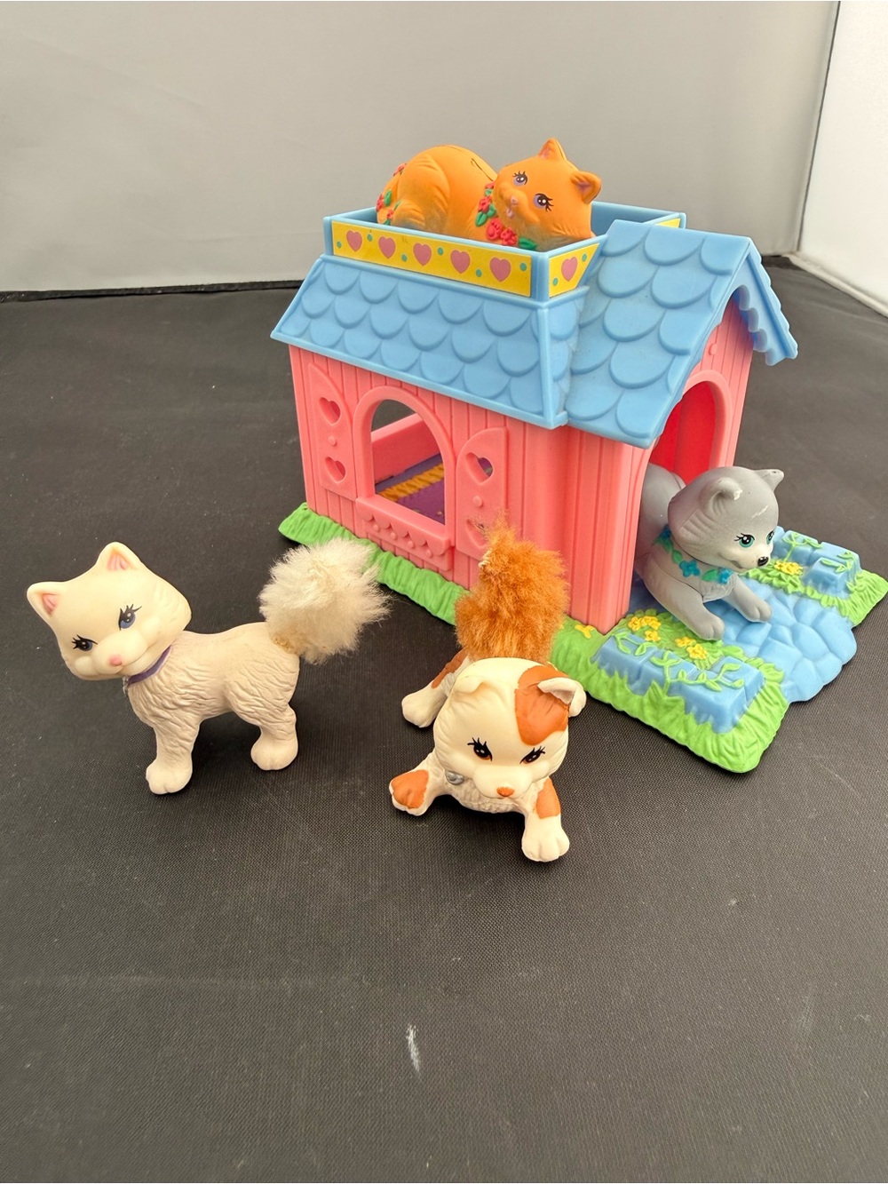 Vintage Tonka Littlest Pet Shop Kitty Mom & Dad 1995